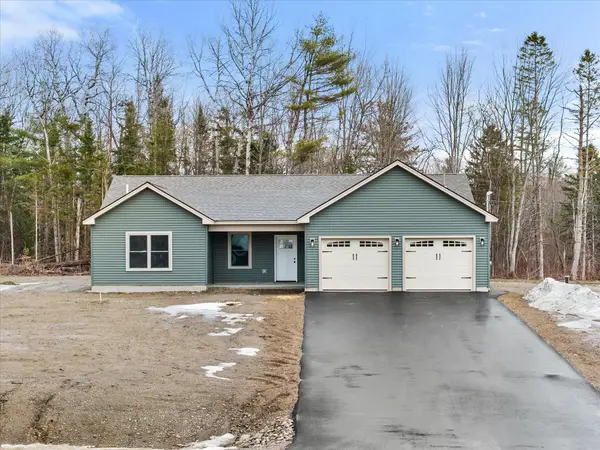 678 Streamside Avenue, Hermon, ME 04401