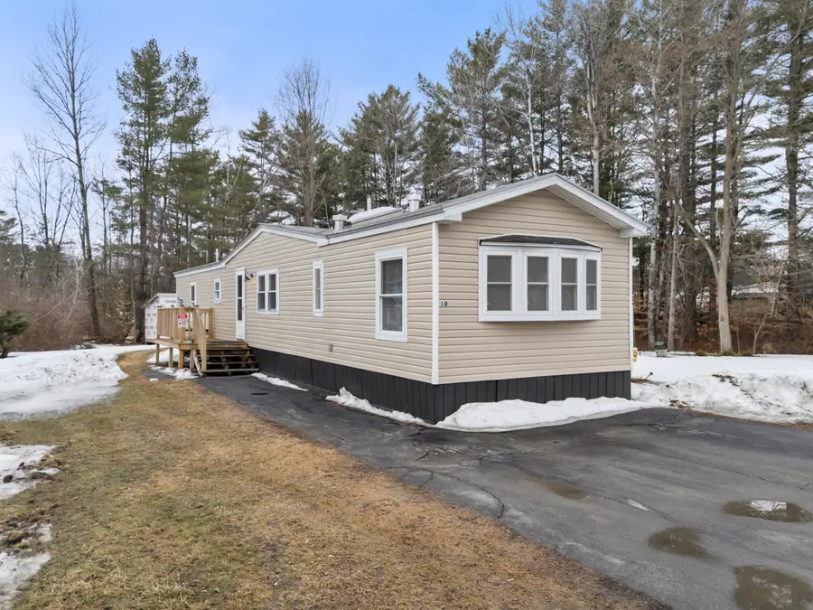 10 Village Green Road, Waterville, ME 04901 - #2