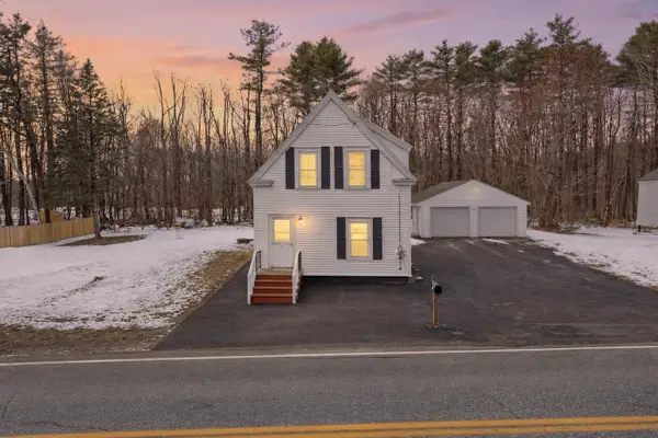 442 River Road, Windham, ME 04062