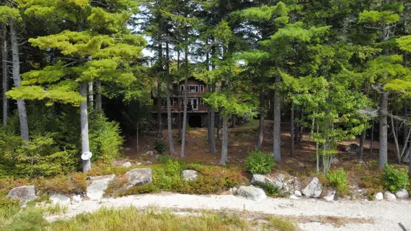 172 Alder Brook Lane, Waltham, ME 04605