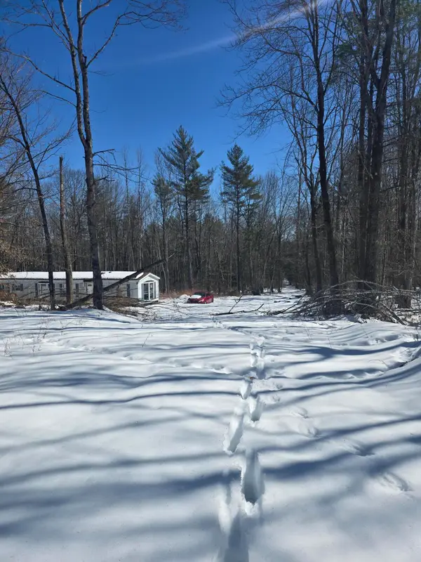 30 Nash Lane, Fairfield, ME 04937