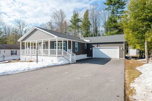 46 Blair Drive, Rochester, NH 03868