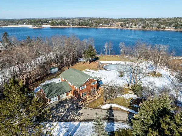 918 Main Street, Calais, ME 04619