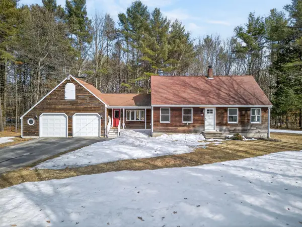 10 Deerfield Circle, Standish, ME 04084