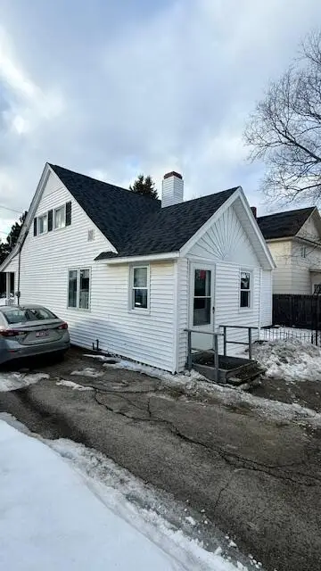 156 Pleasant Avenue, Madawaska, ME 04756 - #3