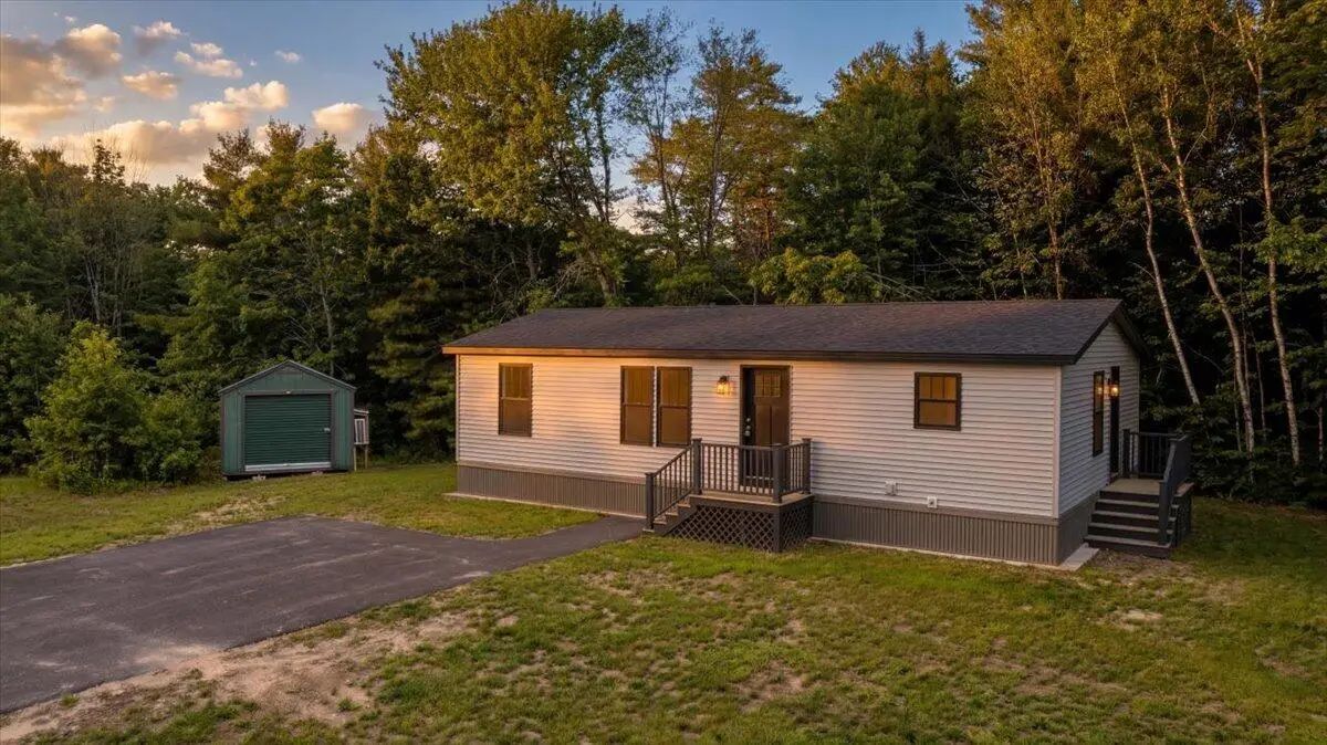 27 Meadow Lane, Sabattus, ME 04280 - #1