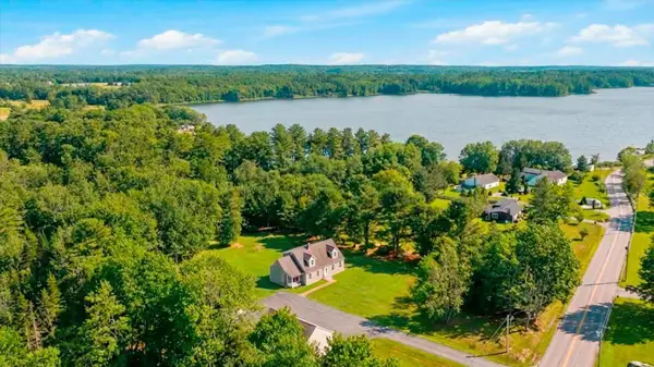 371 Maquoit Road, Brunswick, ME 04011