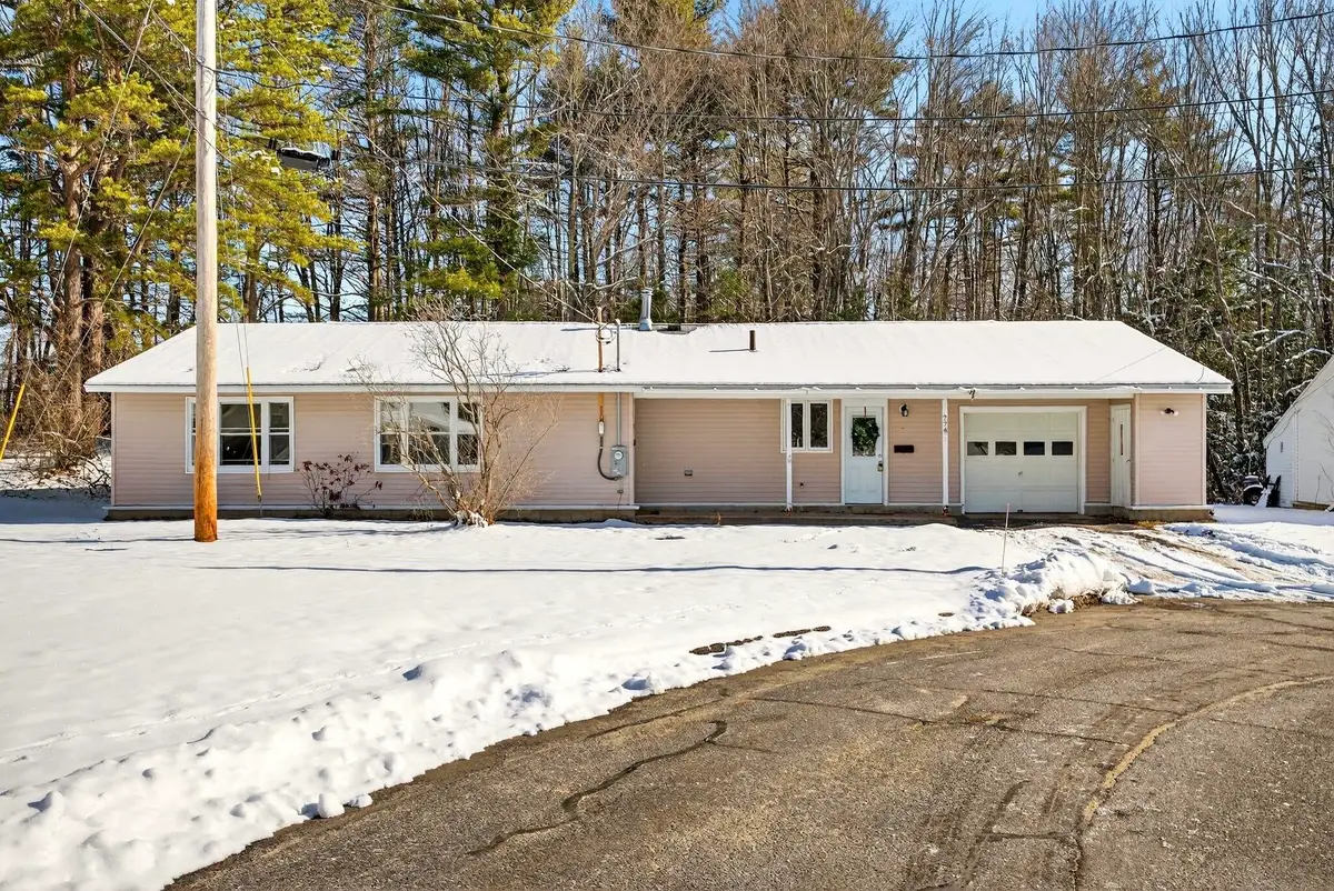 224 Congress Circle, Topsham, ME 04086 - #1