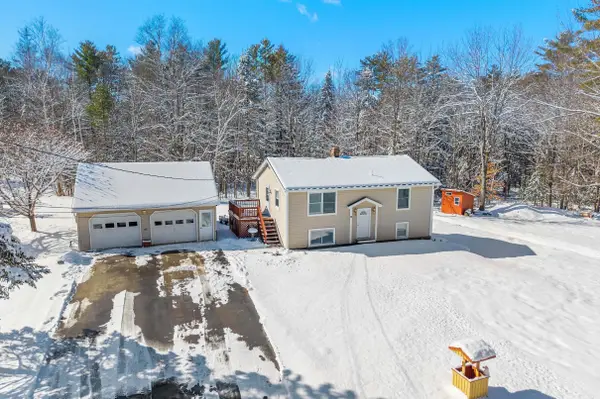 30 Meadow Brook Drive, Belgrade, ME 04917
