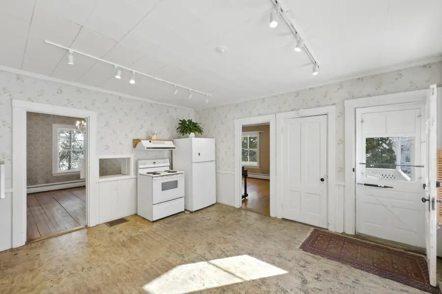 103 Chestnut Street, Camden, ME 04843 - #3