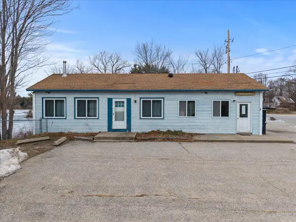 8 Emery Corner Road, Limerick, ME 04048