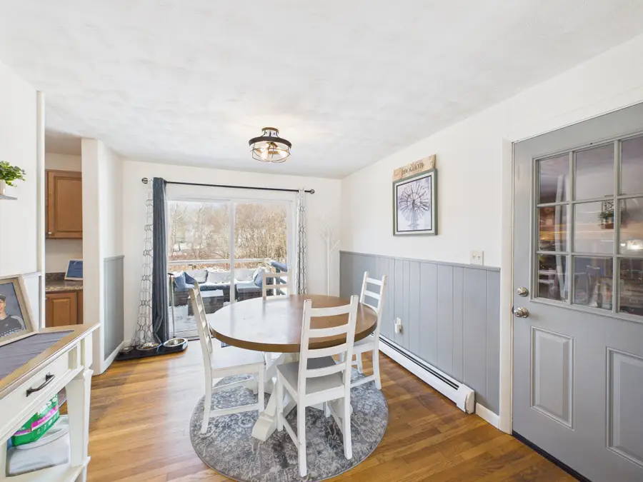 18 Booker Street, Thomaston, ME 04861 - #3