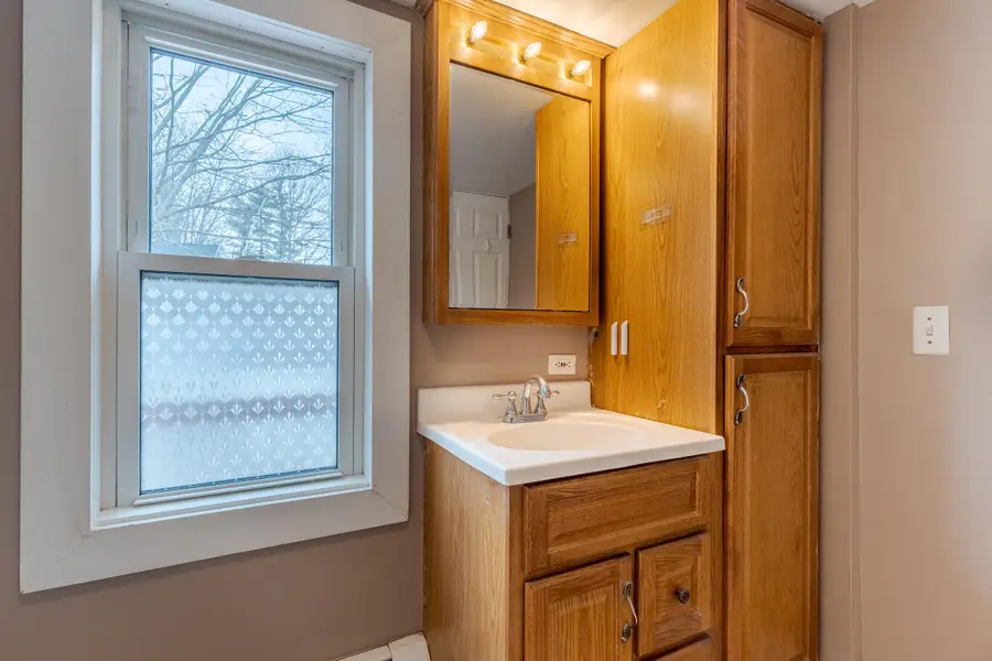 37 Glen Street, Sanford, ME 04073 - #3