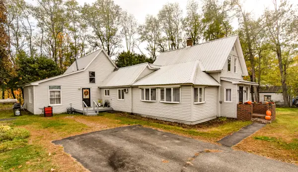 25 Hancock Avenue, Hiram, ME 04041