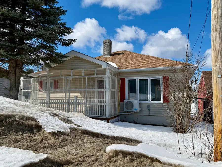 187 Mountain View Avenue, Madawaska, ME 04756 - #3