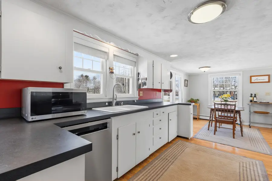 267 W Elm Street, Yarmouth, ME 04096 - #2