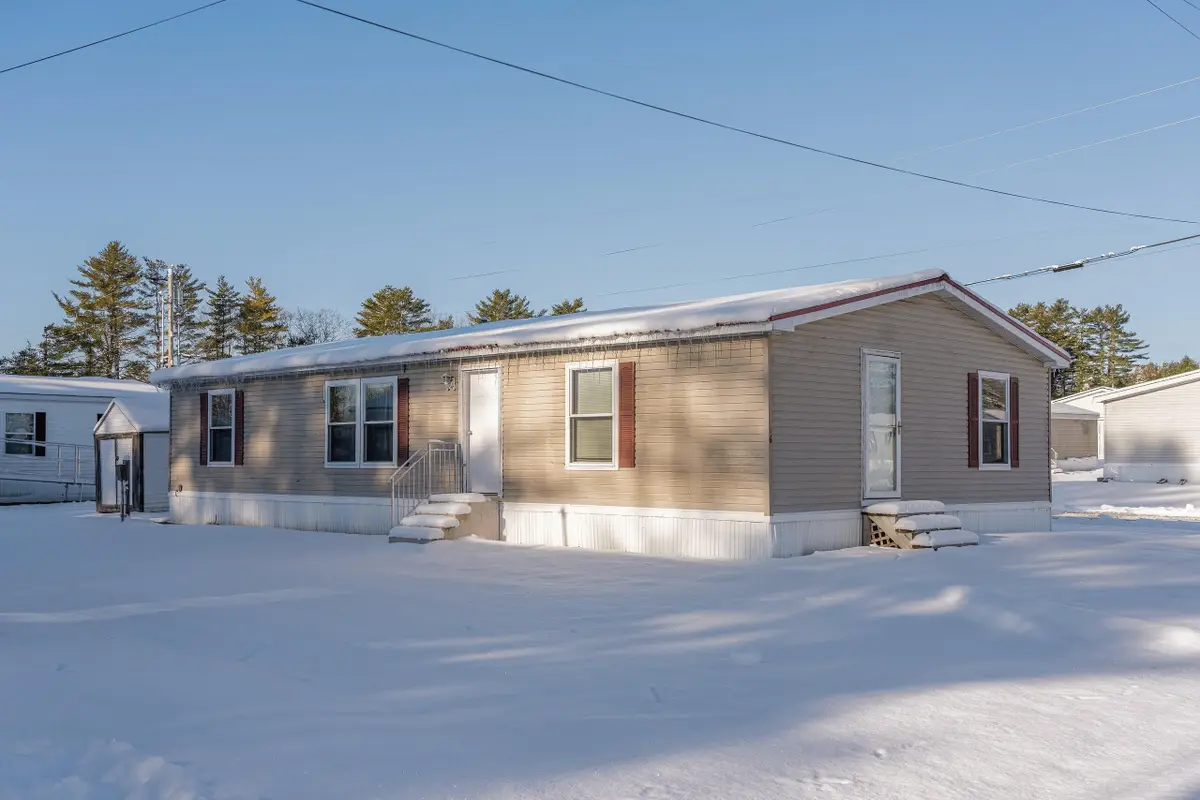 16 Village Green Road, Waterville, ME 04901 - #1