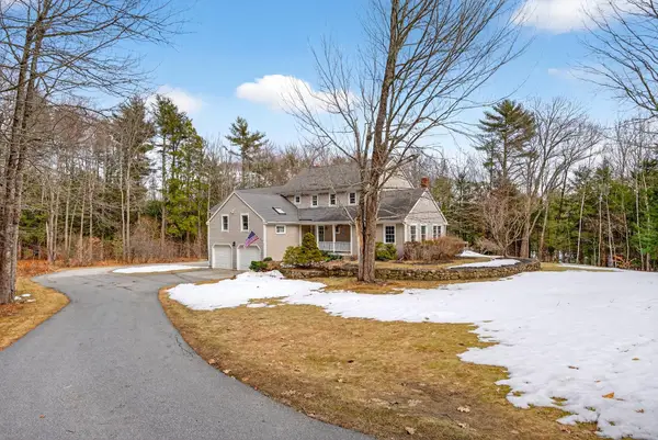 69 Hardy Road, Falmouth, ME 04105