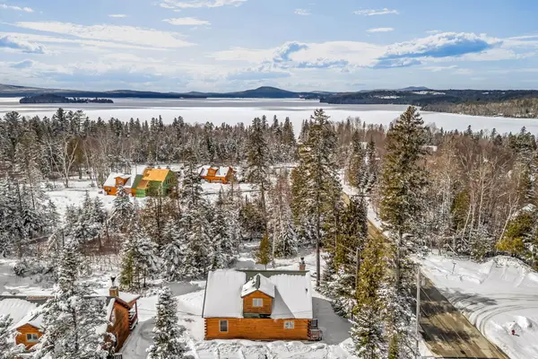 1 Woodys Lane, Rangeley, ME 04970