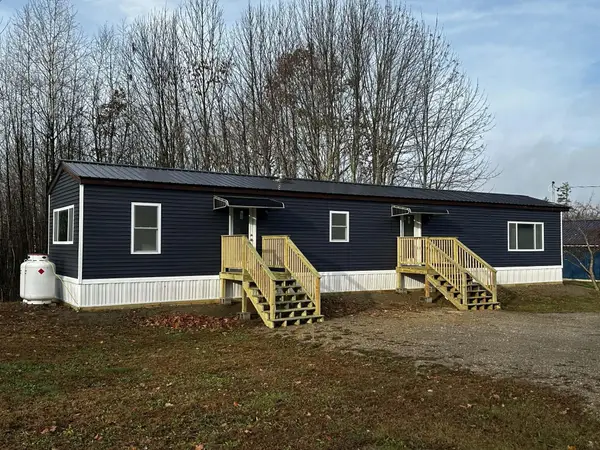 550 Troy Road, Detroit, ME 04929