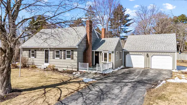 3 Willow Lane, Cumberland, ME 04021