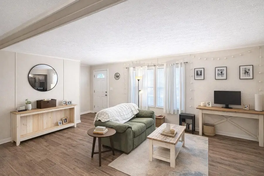 16 W Pleasant Street, Oakland, ME 04963 - #3