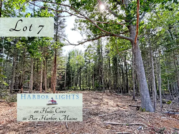 7 Harbor Lights Road, Bar Harbor, ME 04609