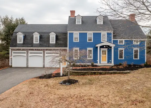 15 Fowler Farm Road, Scarborough, ME 04074