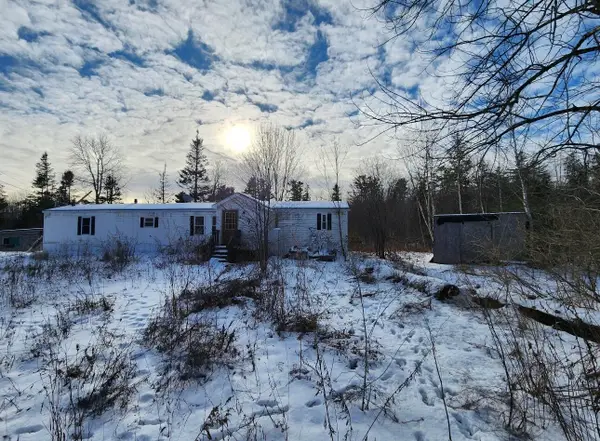 698 Stream Road, Winterport, ME 04496