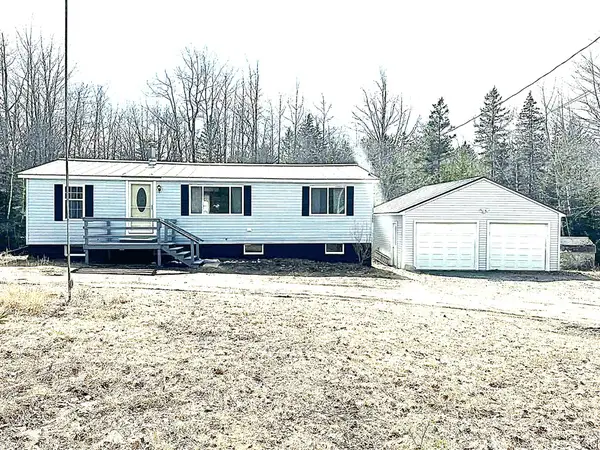 141 Cross Road, Hancock, ME 04640