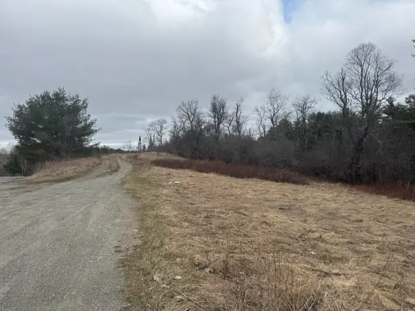 213 Sheepscot Road, Newcastle, ME 04553