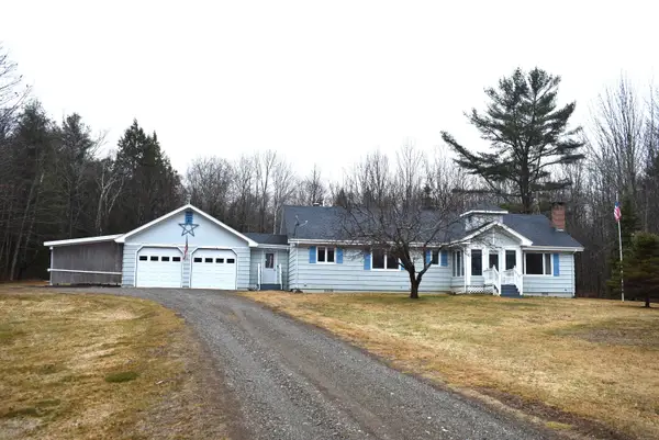 100 N Searsport Road, Searsport, ME 04974