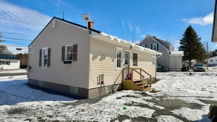 20 Maple Street, Presque Isle, ME 04769 - #3