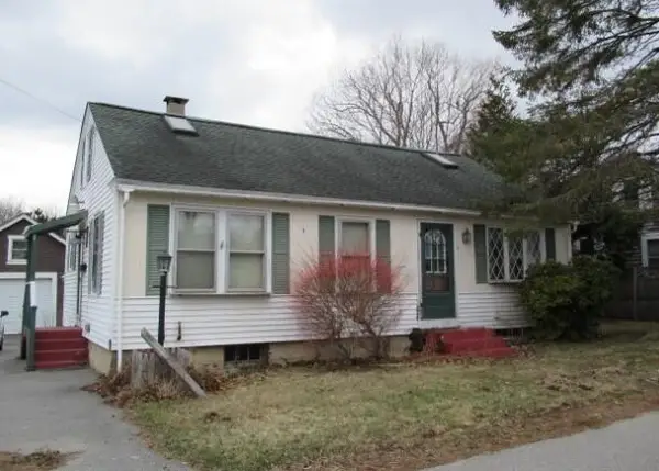 9 Norris Street, Searsport, ME 04974