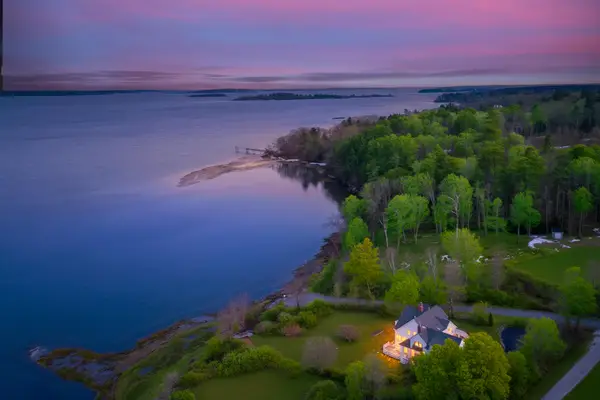 16 Town Landing Road, Cumberland, ME 04110