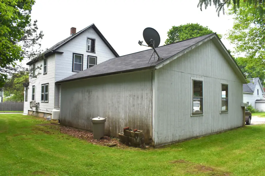 28 Libby Street, Lincoln, ME 04457 - #3
