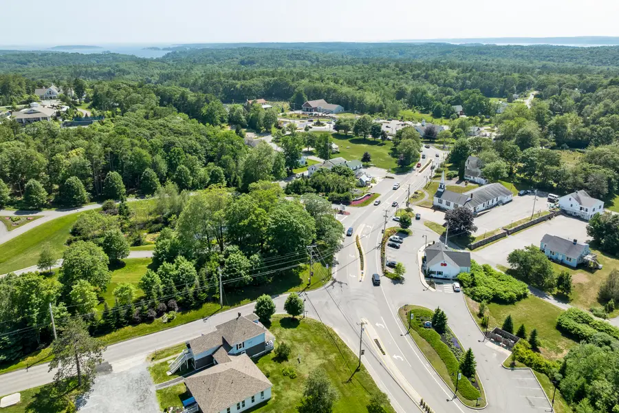 8 Country Club Road, Boothbay, ME 04537 - #2