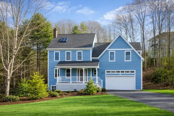 14 Eastfield Road, Cape Elizabeth, ME 04107