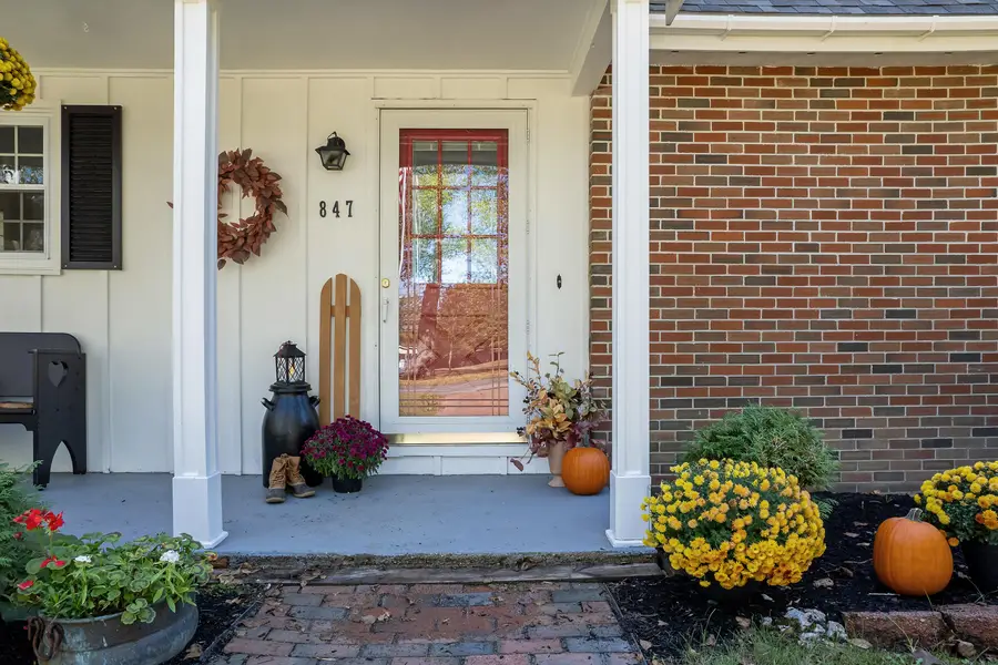 847 Middlesex Road, Topsham, ME 04086 - #2