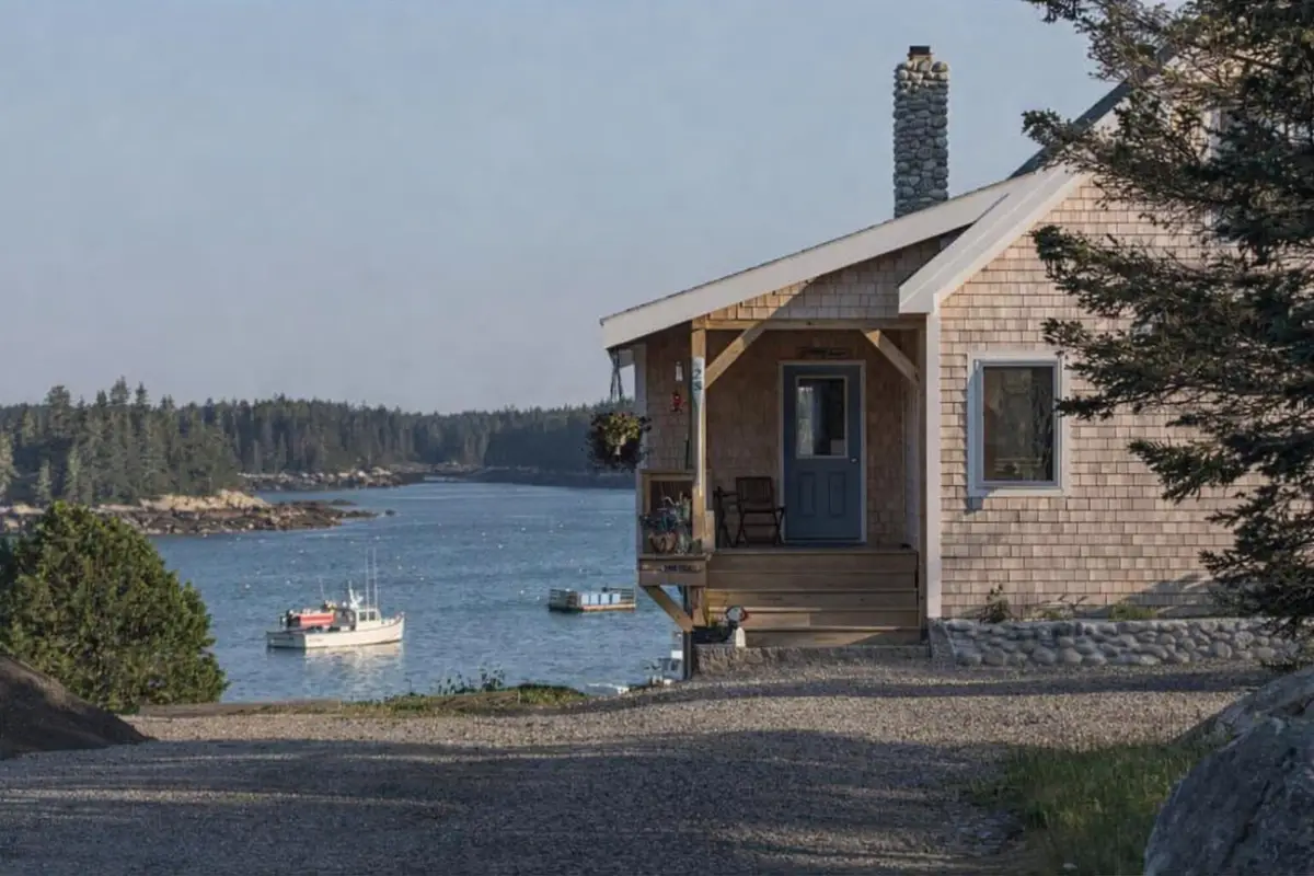 28 City Point Road, Vinalhaven, ME 04863 - #1
