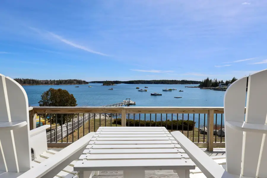 28 City Point Road, Vinalhaven, ME 04863 - #3