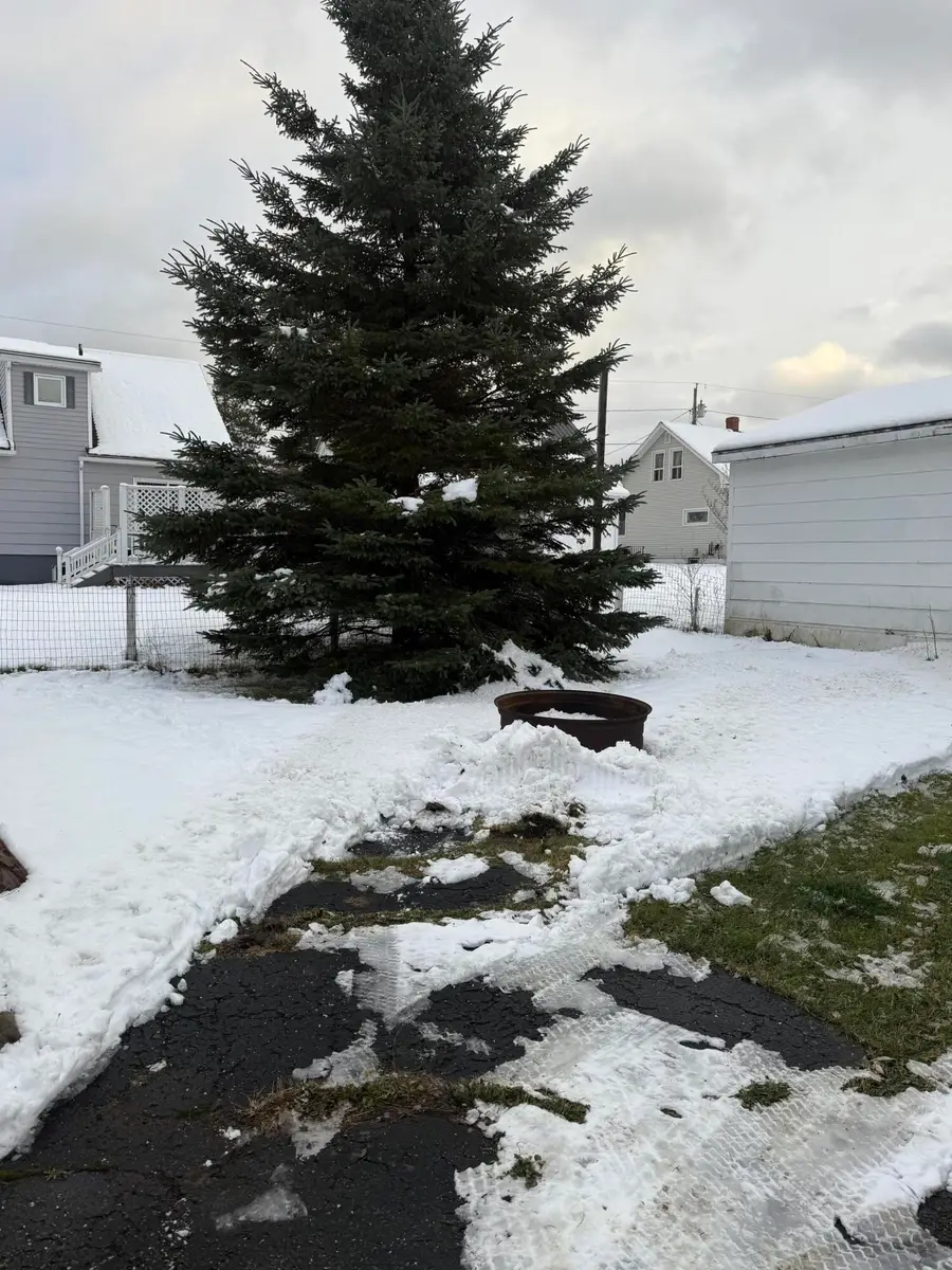 158 Pleasant Avenue, Madawaska, ME 04756 - #2