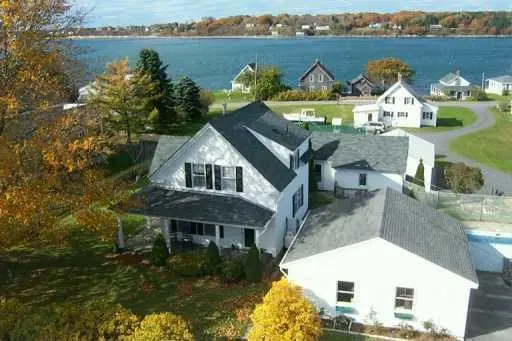 1984 Harpswell Island Road, Harpswell, ME 04003