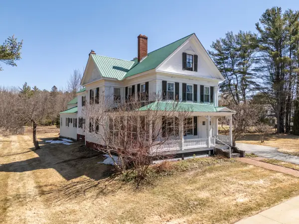 46 Broad Street, Bethel, ME 04217