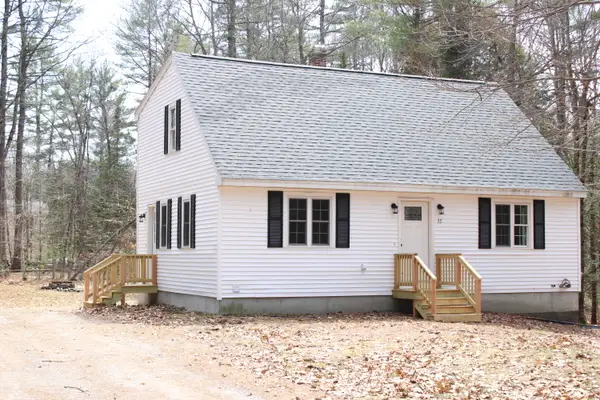 35 Kennedy Drive, Waterboro, ME 04061