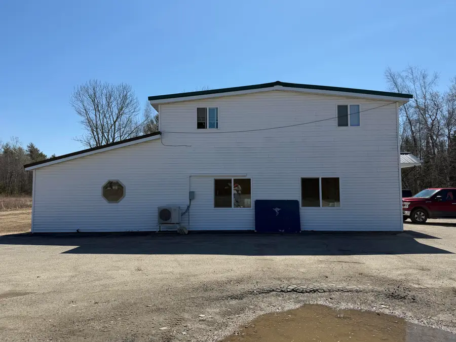442 W Broadway, Lincoln, ME 04457 - #2