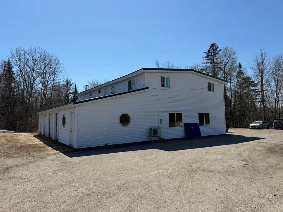 442 W Broadway, Lincoln, ME 04457 - #3