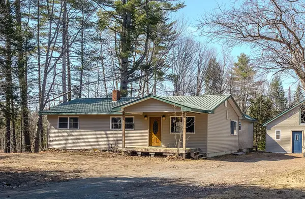 1150 Lakewood Road, Madison, ME 04950
