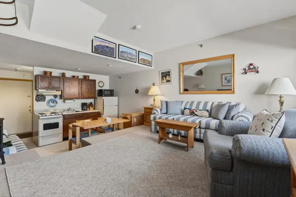 8 Cascades Drive #B-06, Newry, ME 04261