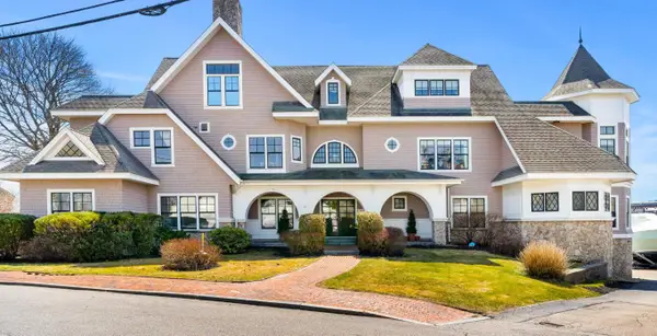 27 Badgers Island W #1, Kittery, ME 03904